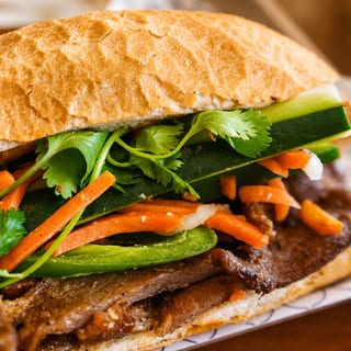 2. Thịt Nướng (Chargrilled Pork)