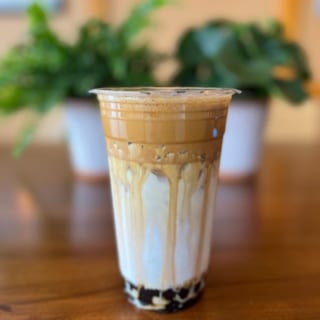 Iced Dalgona Latte (24oz)